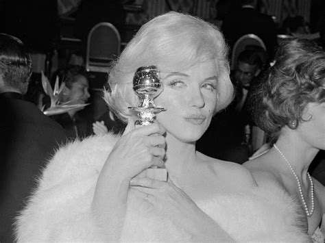 marilyn monroe golden globe|marilyn monroe golden globe price.